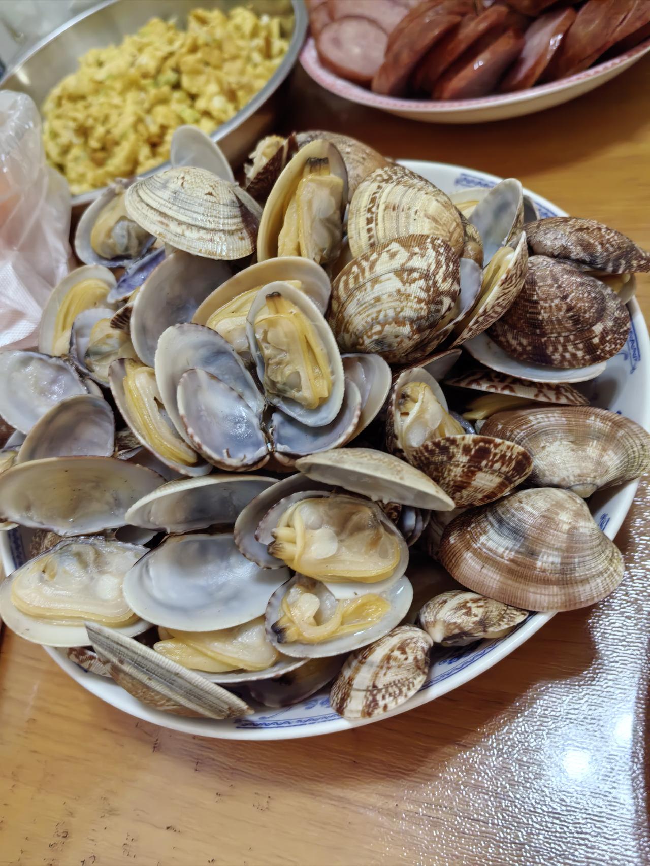 这是我们这里最好吃的噶啦。

几乎是隔天就要吃一次。

有一次出去出差半个月在外