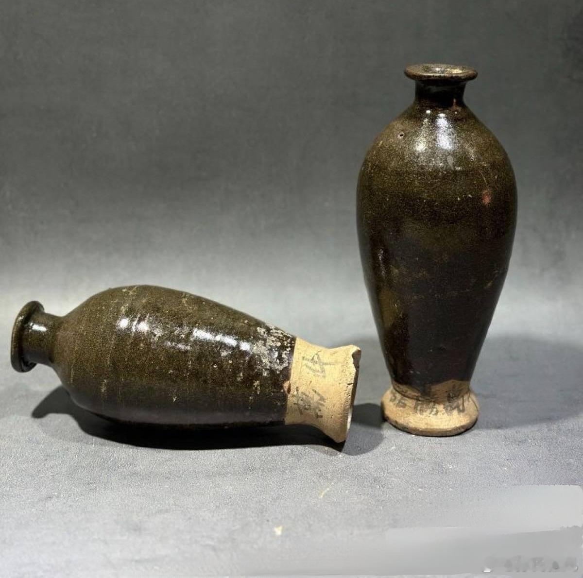 古瓷鉴定 文博系2005年贡献了两个成语：平湖守馆、徐莺认亲 