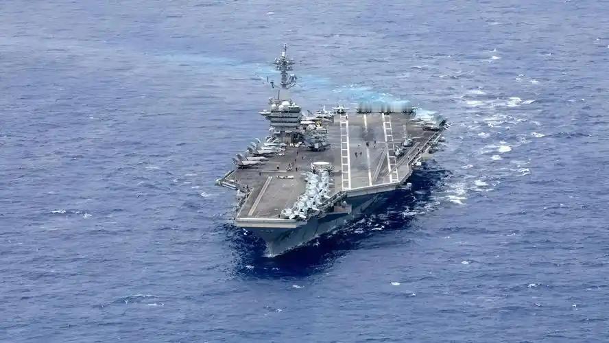 美国“林肯”号航母的家属们闹起来了！美国航母败絮其中惊人曝光！

美国航母真正被