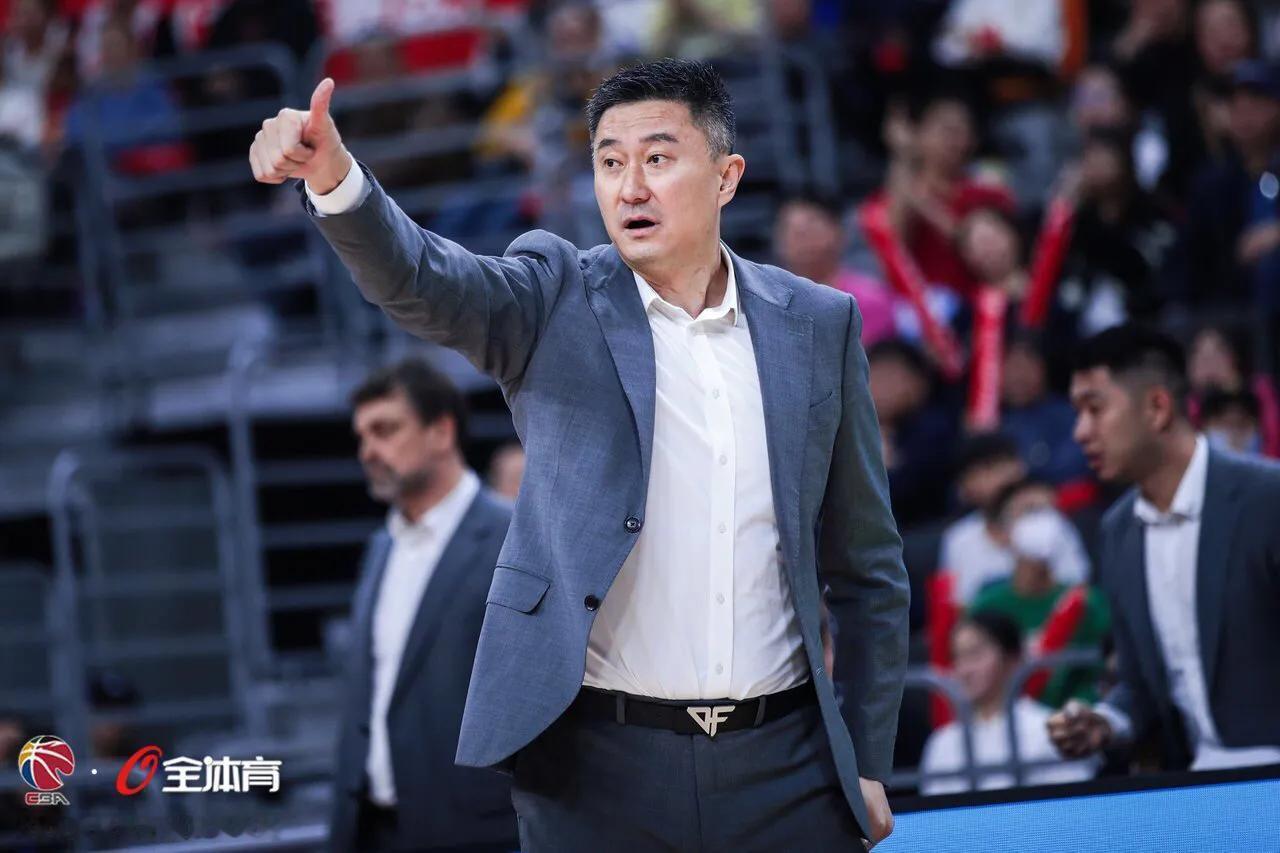 广东男篮134:131北控男篮，这两点安排越来越合理了

1、首发不错
沃特斯替