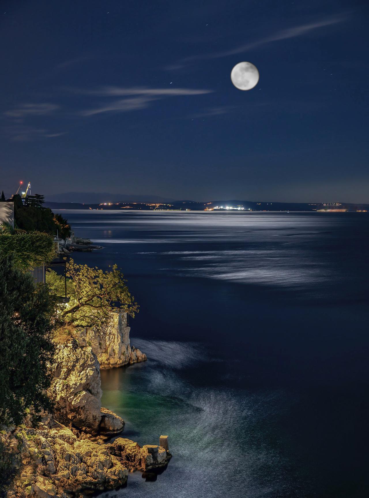 📸 7月24日《夏季弱光夜景摄影班》火热报名中！
总觉得夜景拍不好？噪点多、灯