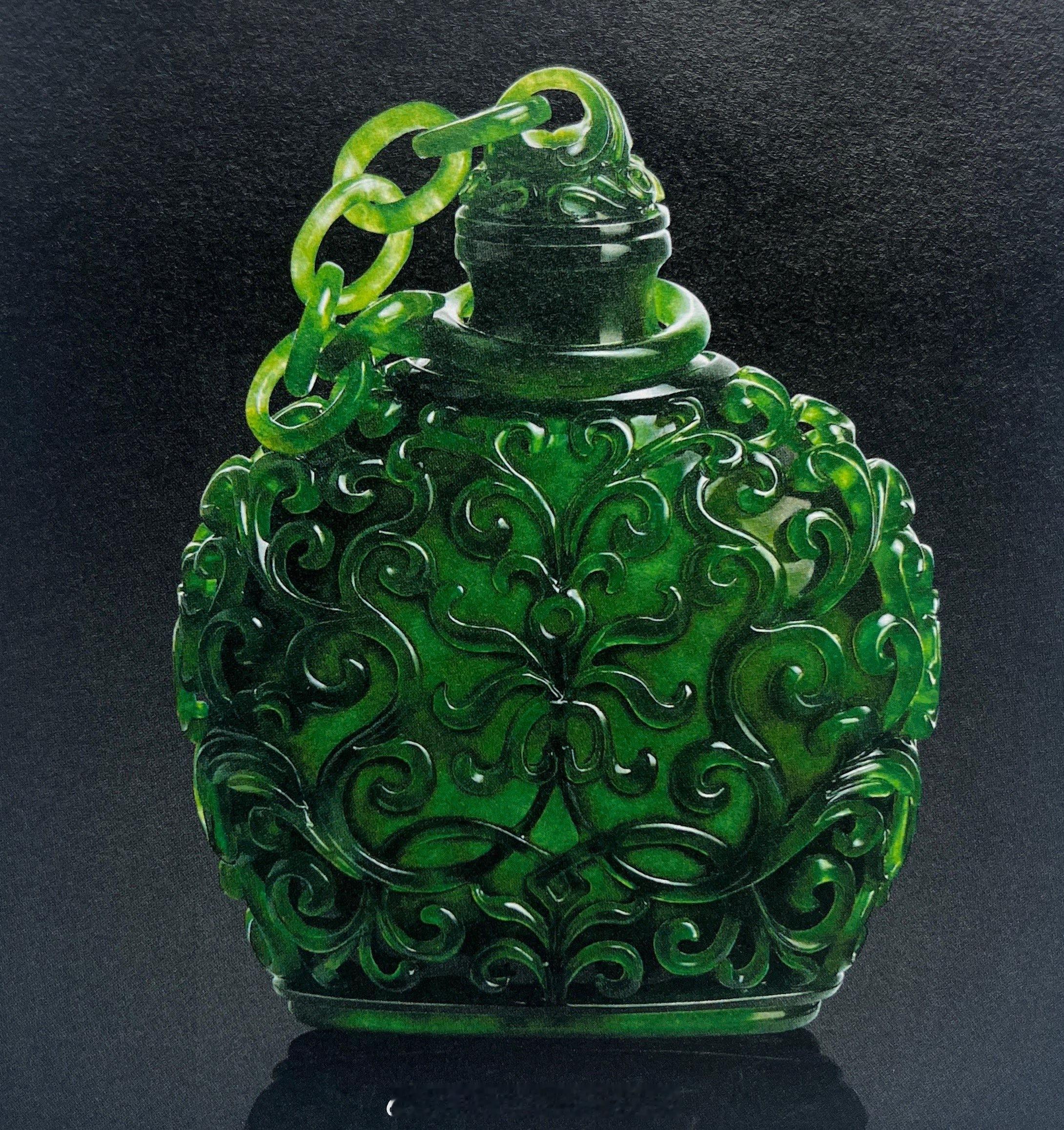 #上海非遗##海派玉雕#鼻烟瓶作者：颜桂明年代：2006年规格：3.9x1.7x