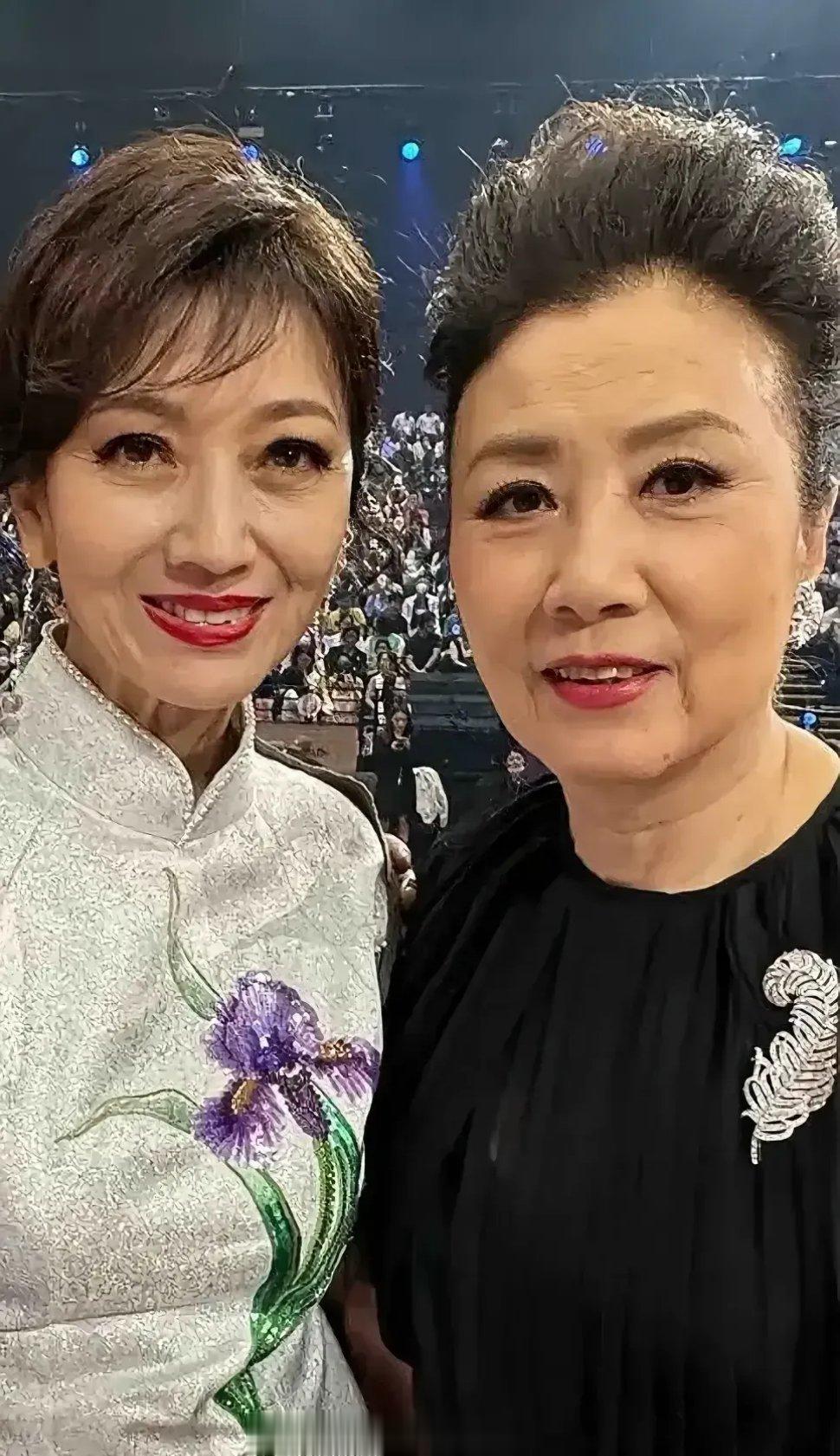 赵雅芝无美颜无滤镜居然长这样？那我就放心了，那有什么不老女神呀！都是美颜+#化妆