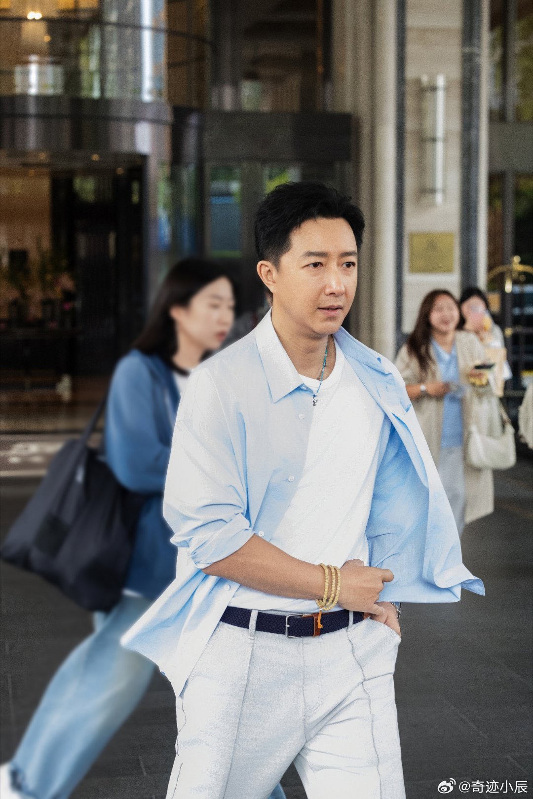 韩庚爸爸当家录制路透爸爸当家 初代偶像的带娃名场面要来了！韩庚加盟爸爸当家，好奇