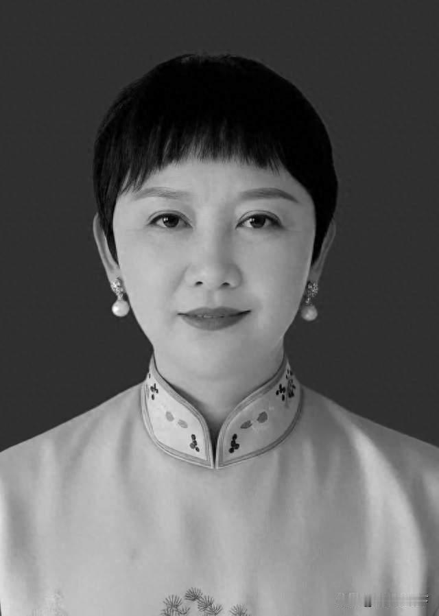 泪目！能能妈妈离世，与渐冻症抗争12年，全网送别温柔勇者