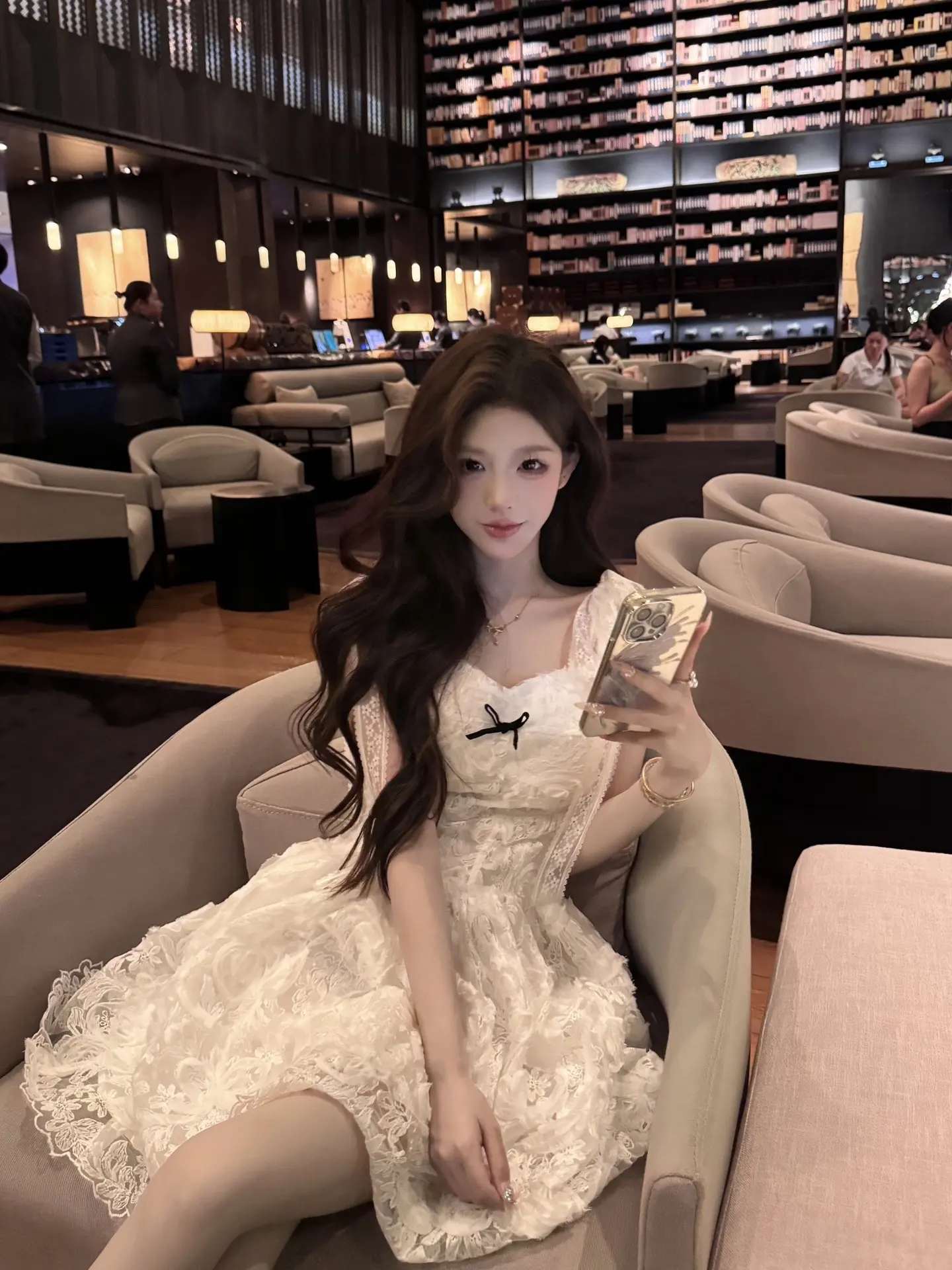 一定要我说理想型的话 我喜欢能让我笑的人