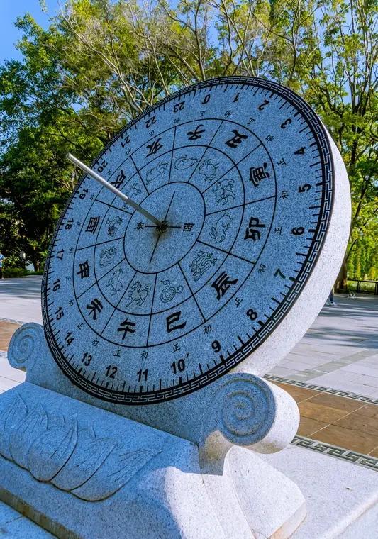 天干地支相合，不是玄学奇迹，而是人性规律的另一种表达。
台湾63%的企业高管有