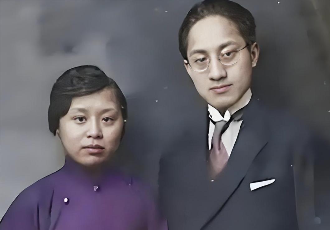 虽然徐志摩嫌弃张幼仪土气，但晚上却仍然跟她行“夫妻”之事，张幼仪晚年也曾回忆说：