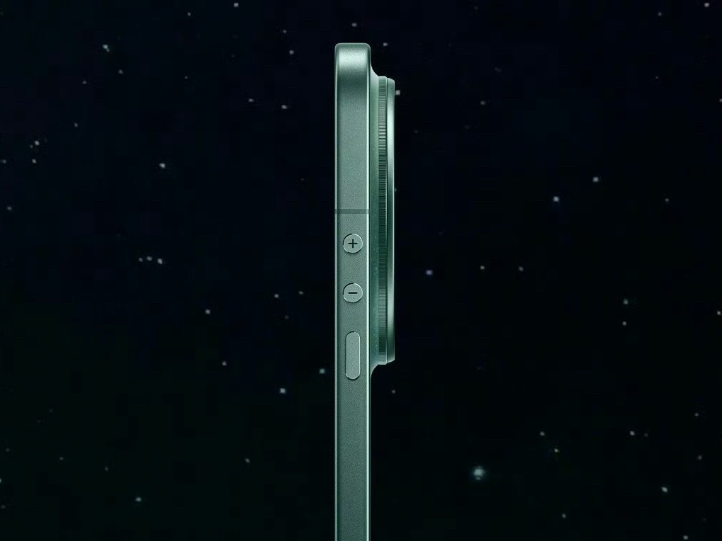 我才发现小米17 Ultra的音量键是圆形的，而且也有加减符号各位老iPhone