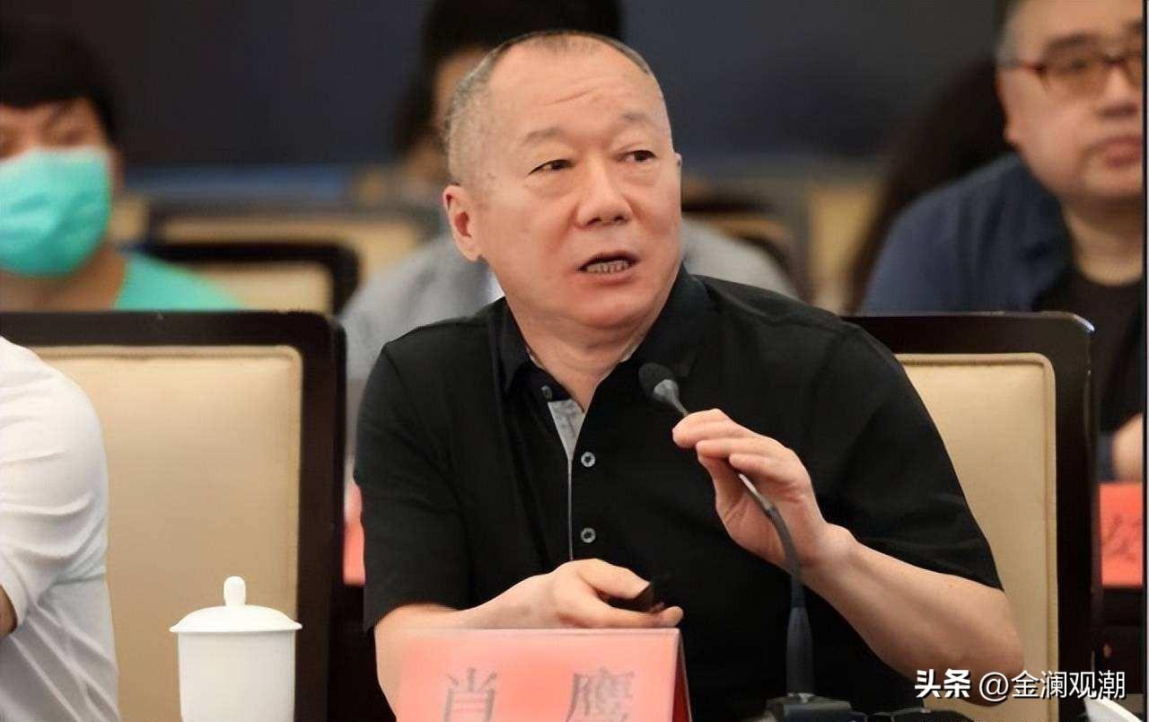 蒋方舟事件，如果不是清华大学肖鹰教授死磕一年，估计这件事就永远成为迷了…

这世