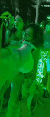 猜猜哪家喜欢当众表演“街武”[可爱]业内曝片方避雷粉丝爱闹的演员 ​ ​​​