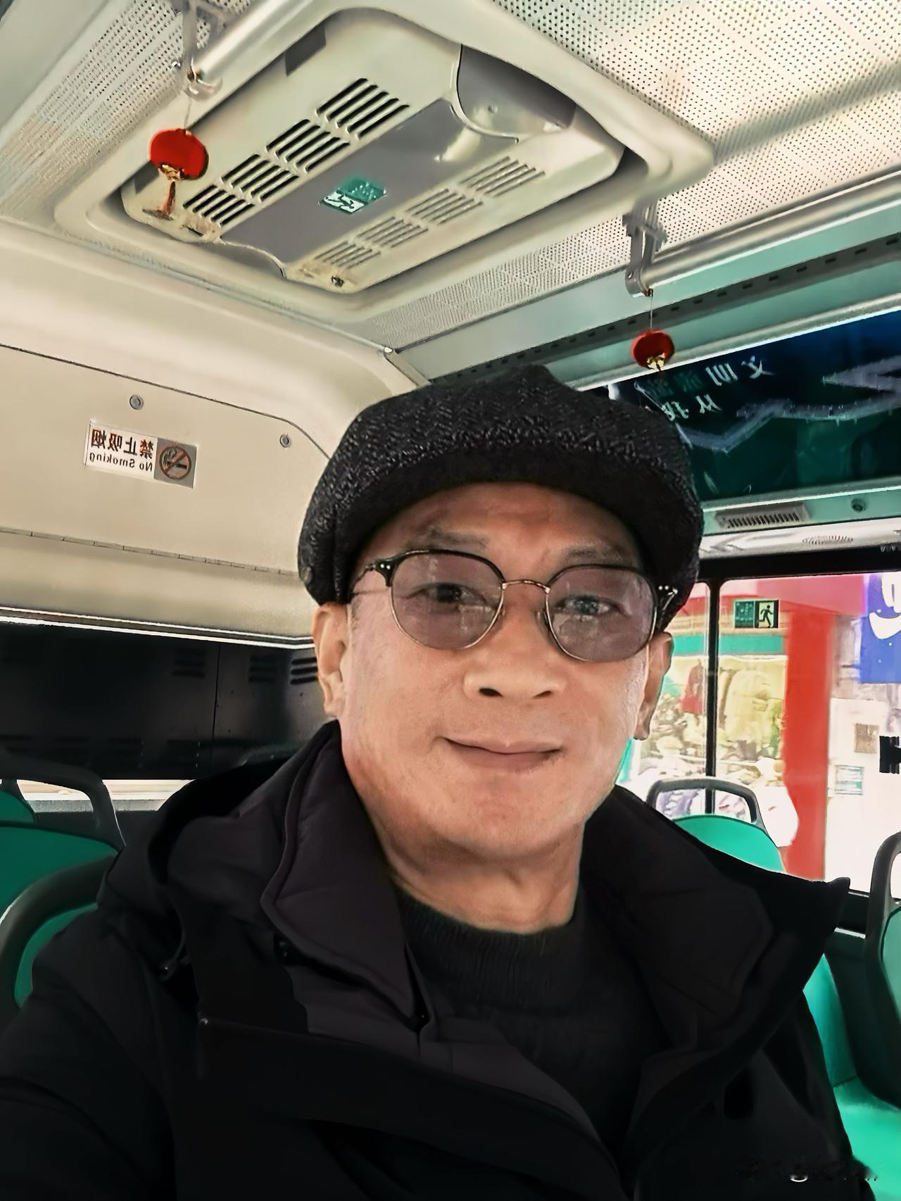 时代过的真快！
再过两个月，
我就退休满两年了。
如今，我领的还是过渡养老金。