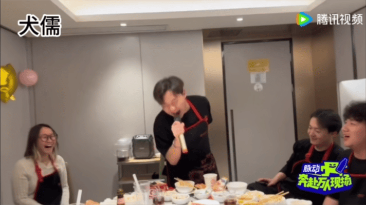 #奔赴万人现场音乐人官宣#我现在真的很激动，终于等到官宣了，这个阵容我很喜欢，有