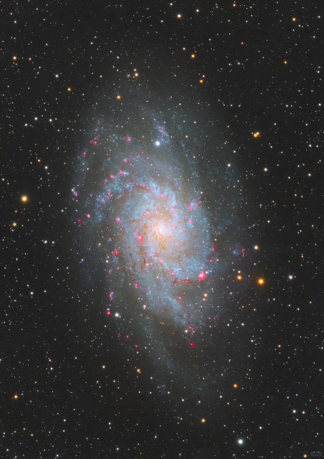 M33 三角座大星系，银河系的邻居