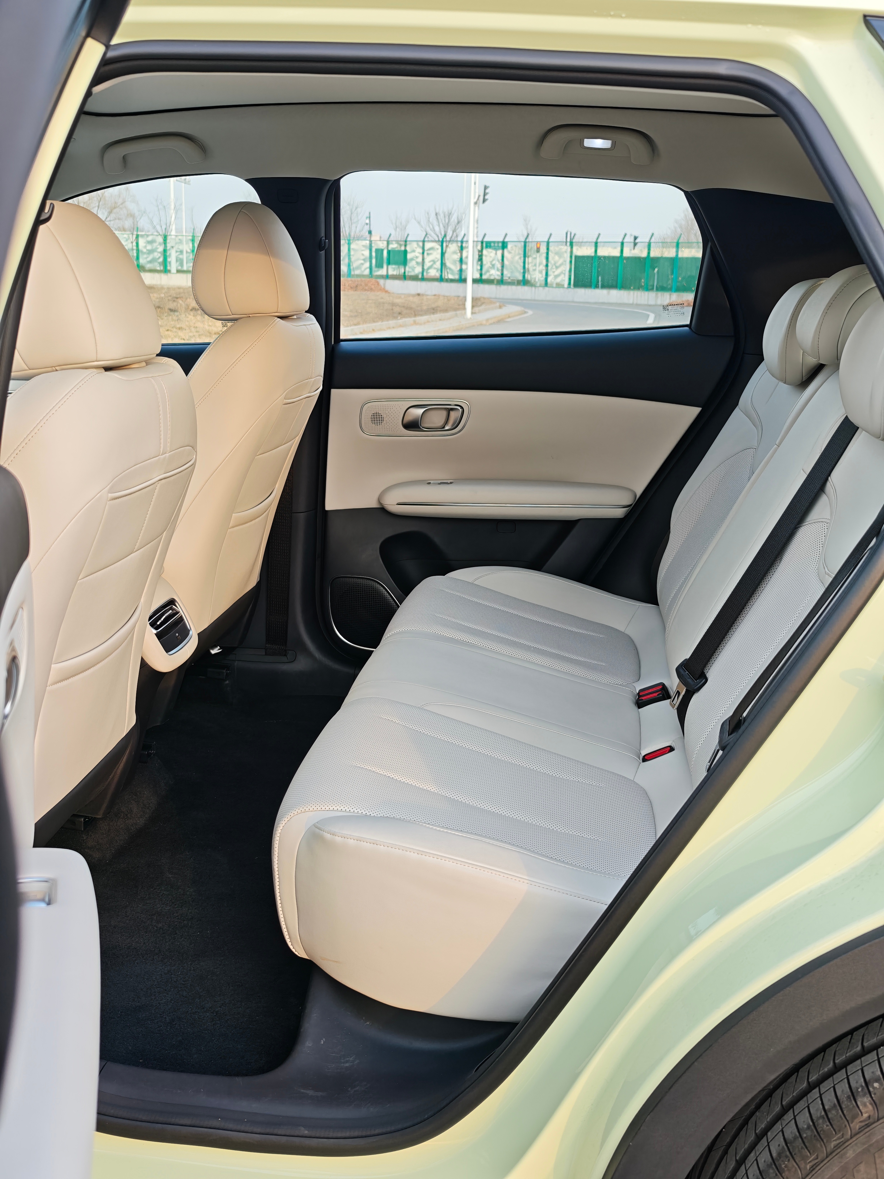 这台长安启源Q05，9.99万好开好坐舒适性配置够用车机辅助驾驶都挺好使不到10