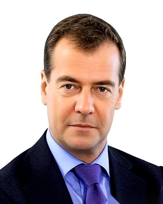 不装了，摊牌了。
梅德韦杰夫7月29日一句话把天给捅破了："保全俄罗斯的唯一办法