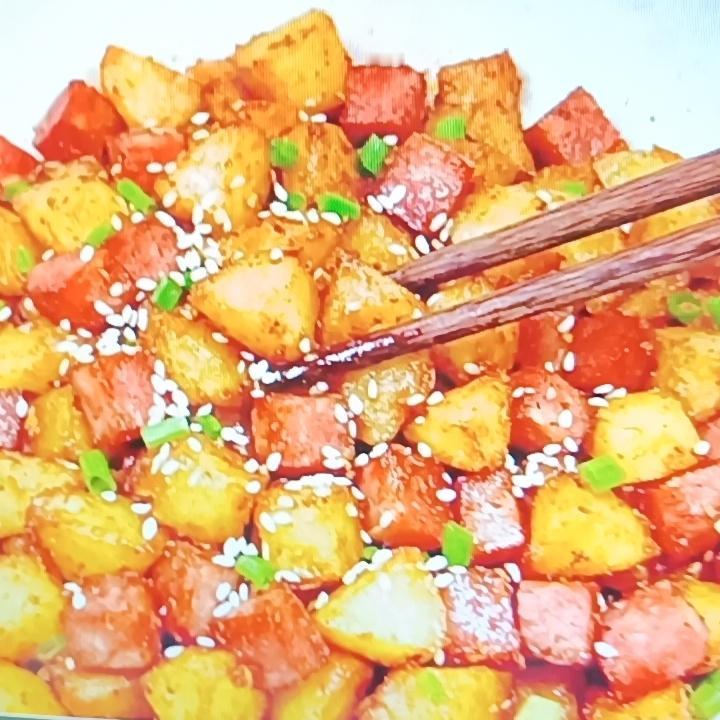 网友给的配方真神了！我按网友说的做了山药粉皮炒鸡蛋。一开始看到干的山药粉皮，还以