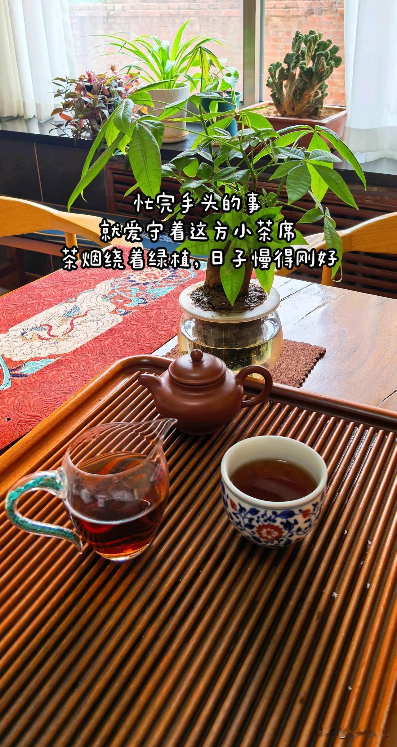 人生，好人从来不背后议论别人， 祸从口出，少言，是一种修养，闭嘴，是一种智慧，莫