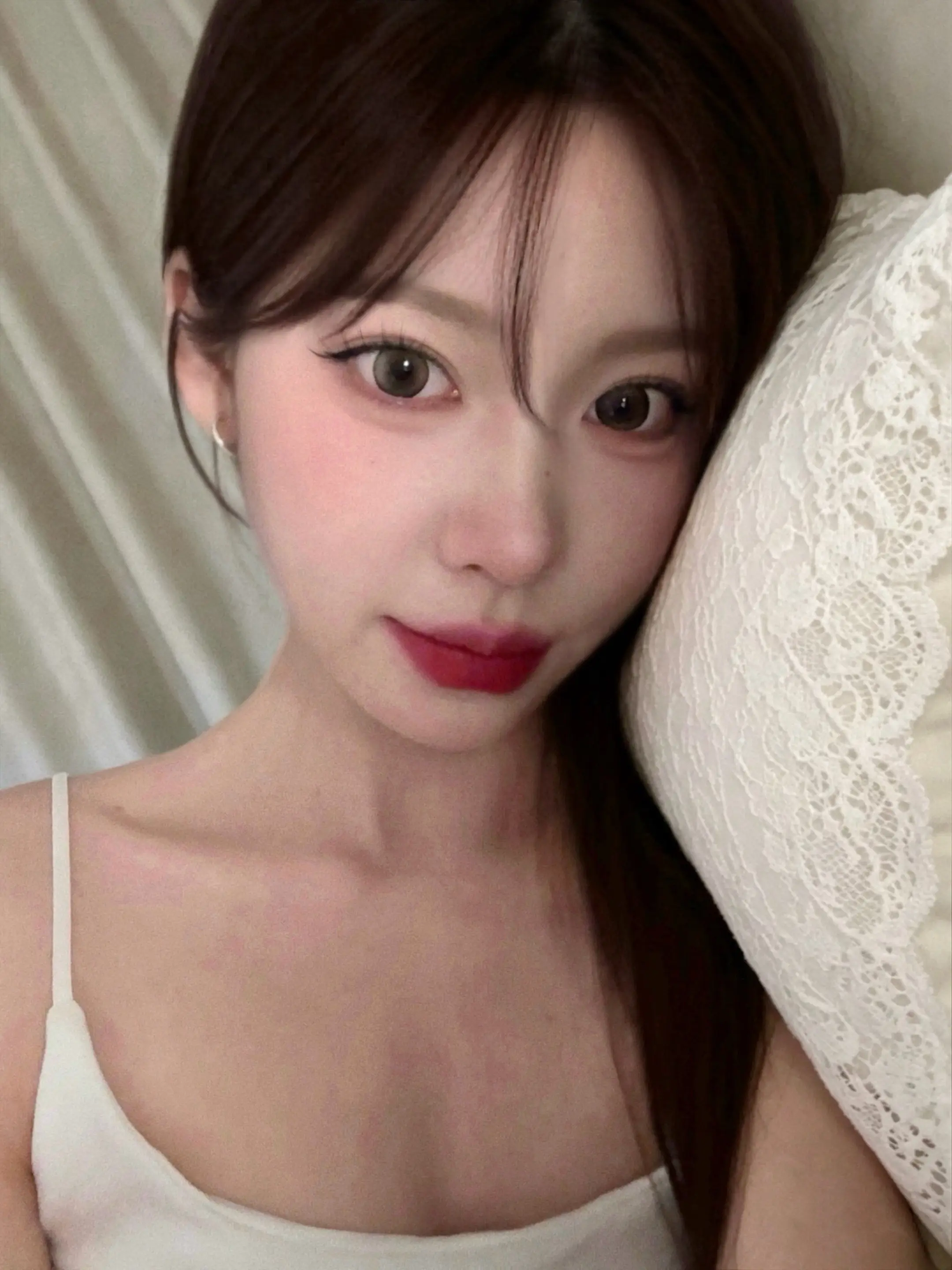 那天你说我像个小辣椒，我以为是夸我又辣又飒，结果你说是厨房炒糊的朝天椒...