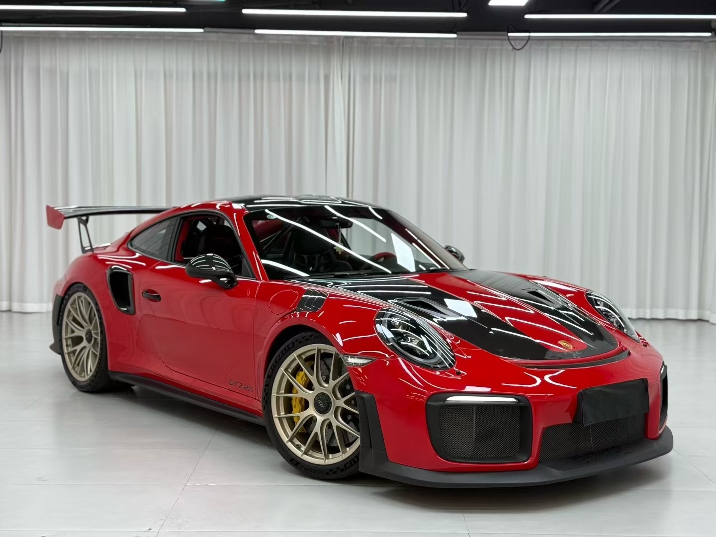 保时捷GT2 RS 目前二级市场价格不错。和兰博基尼STO行情差不多。后期保值率