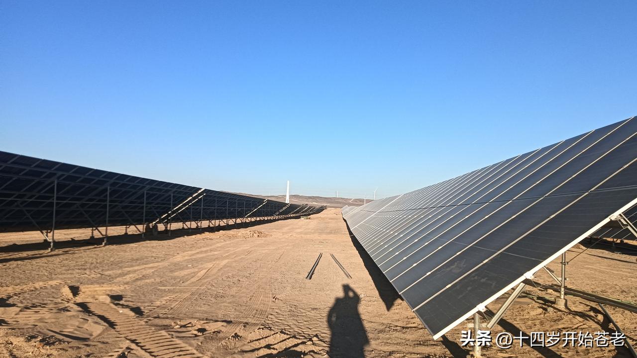 30岁的男人这样做
先给你一句最实在的：30岁不是要“完美”，而是要“稳住、不瞎