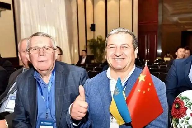 乌克兰独立后，大量科学家曾经被中国“接纳”。而这些科学家来到中国后，不少人第一个