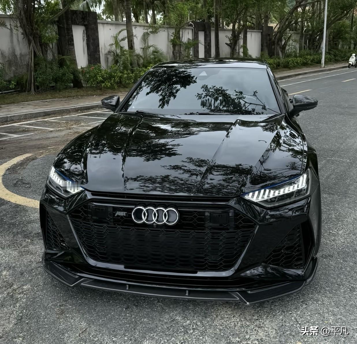 最近总有人问我奥迪A7贵不贵，值不值。说实话，这车真心不便宜，虽说现在优惠挺大，