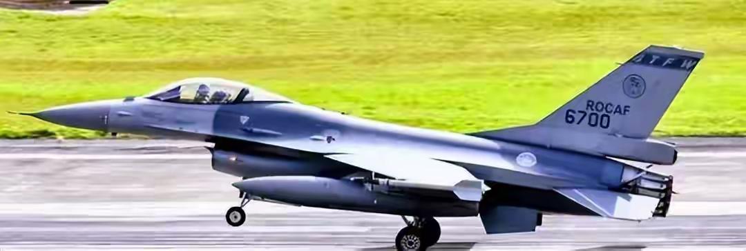 美国若得到格陵兰岛，国际局势必将天翻地覆。格陵兰岛资源丰富，还有重要的国防和战略