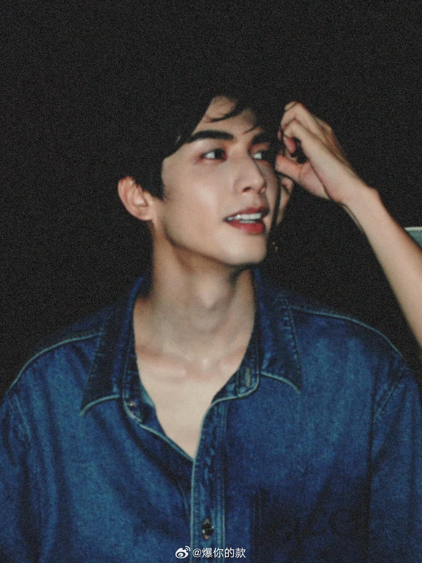 宋威龙回应被叫木头帅哥 谁说帅哥只能当“木头”？宋威龙亲自下场打破刻板印象——安