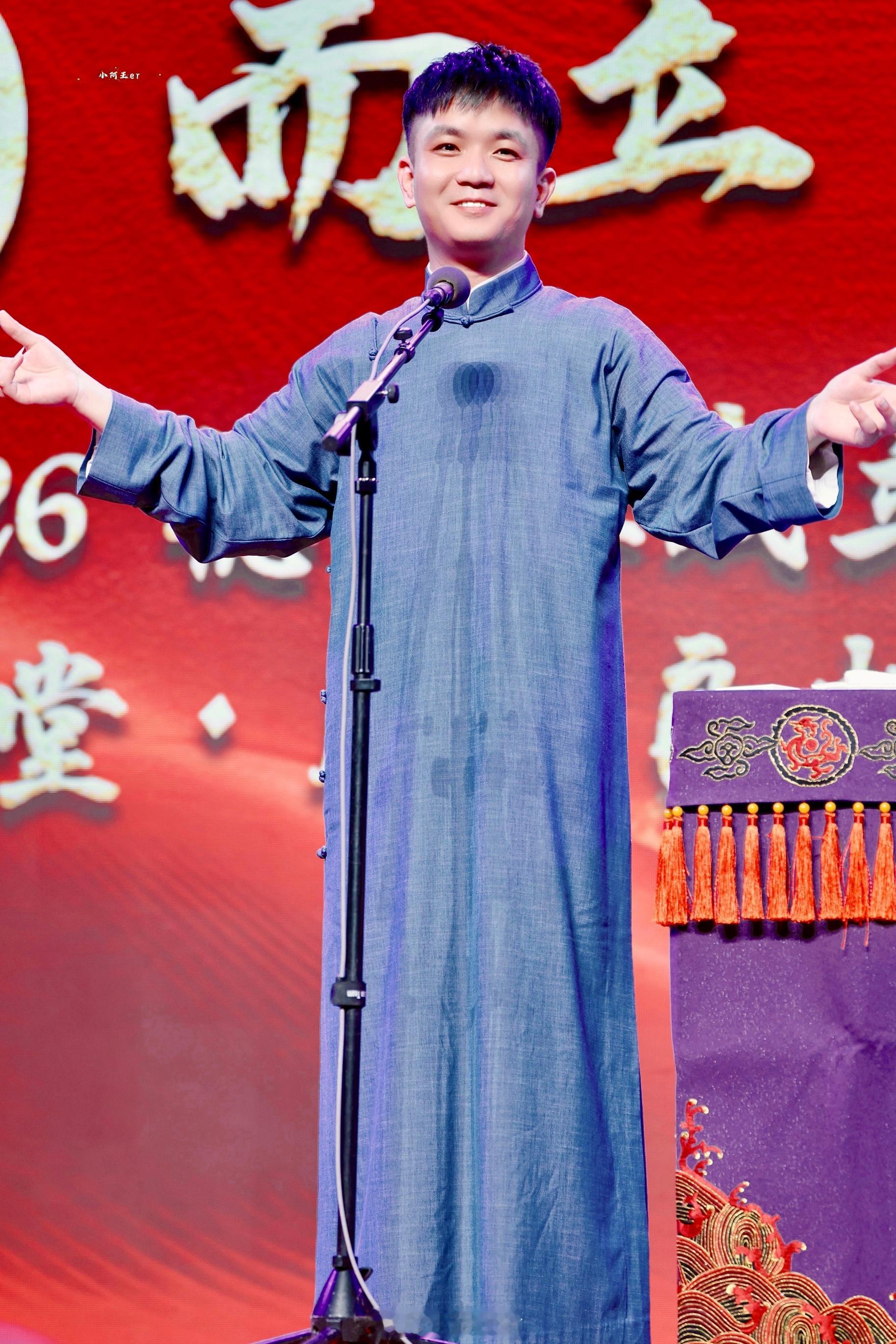 王霄颐  王霄颐 极致偏爱 是唯一的浪漫. 💌📍2026.7.11徐州 • 