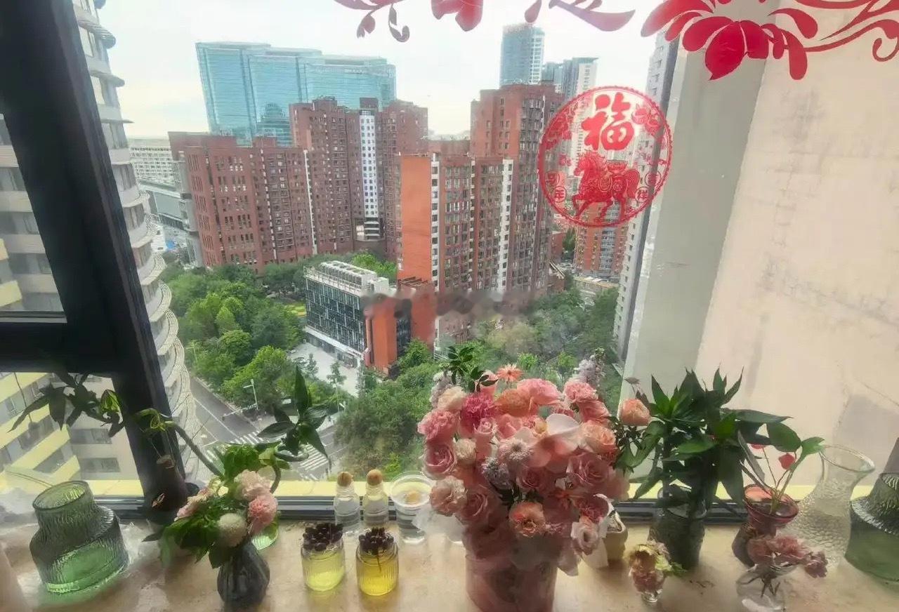 a股观点，比较明确，参考沪指五月死叉十月线绿柱！是一个不好的信号！一旦五月死叉十