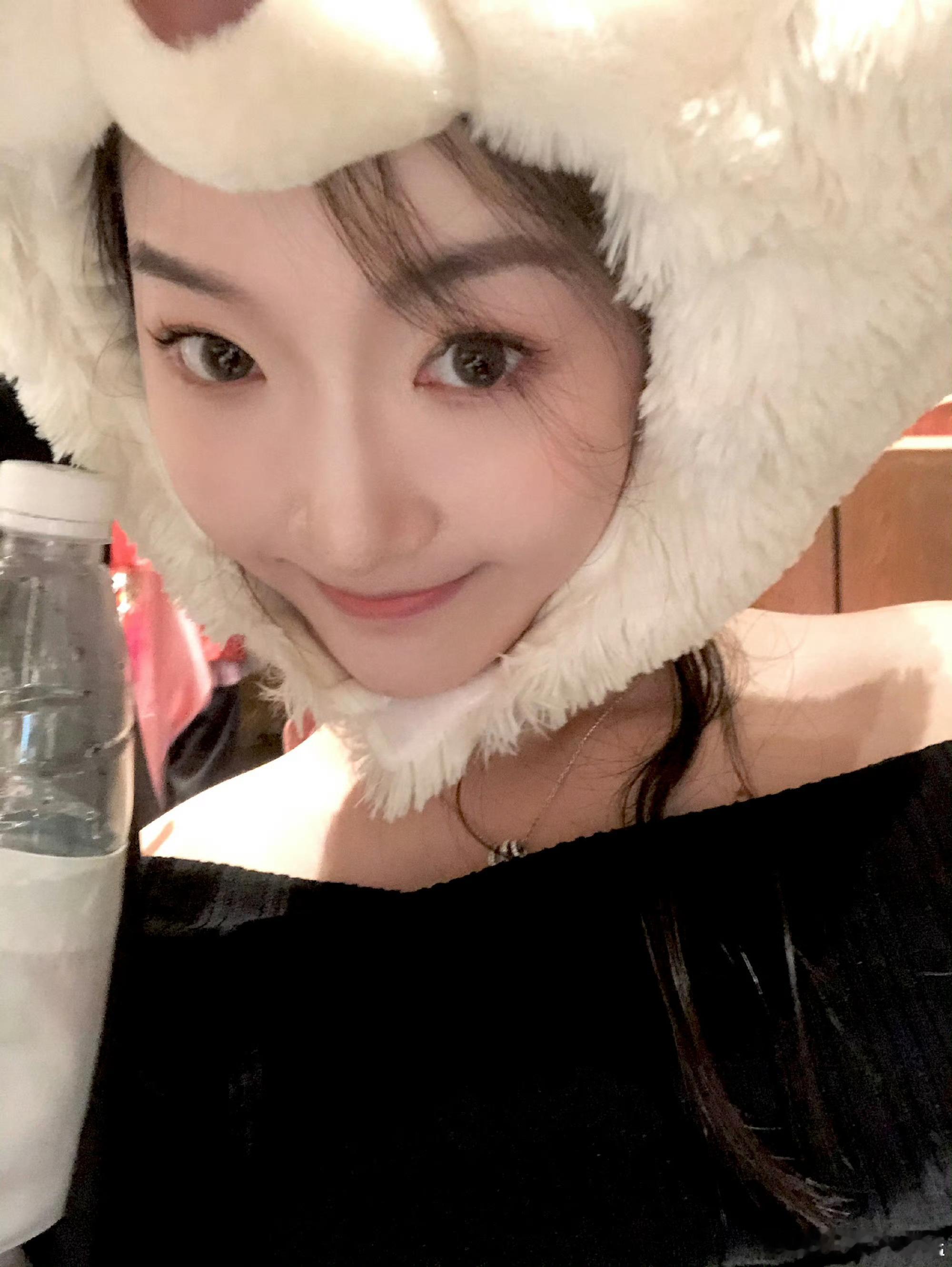 甘瑞琦 grq甘瑞琦沈小九 grq甘瑞琦故卿归 “世上没有乌托邦，你眼中的光芒向