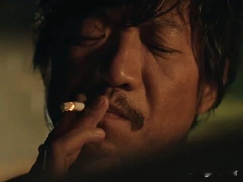 关于王大勇为什么不再跑了，大可觉得，他就是跑累了，所以想要赌一把。只不过，最后他