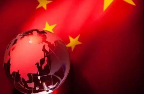 真是太反常，美国，法国，日本等西方国家惊奇发现，中国已经成为了全球的焦点，中国制