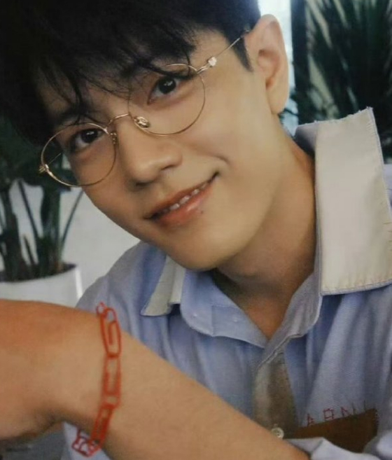 肖战王一博真的是时隔多年之后，又要同框了，我好期待不知道这两人能有啥互动，真的是