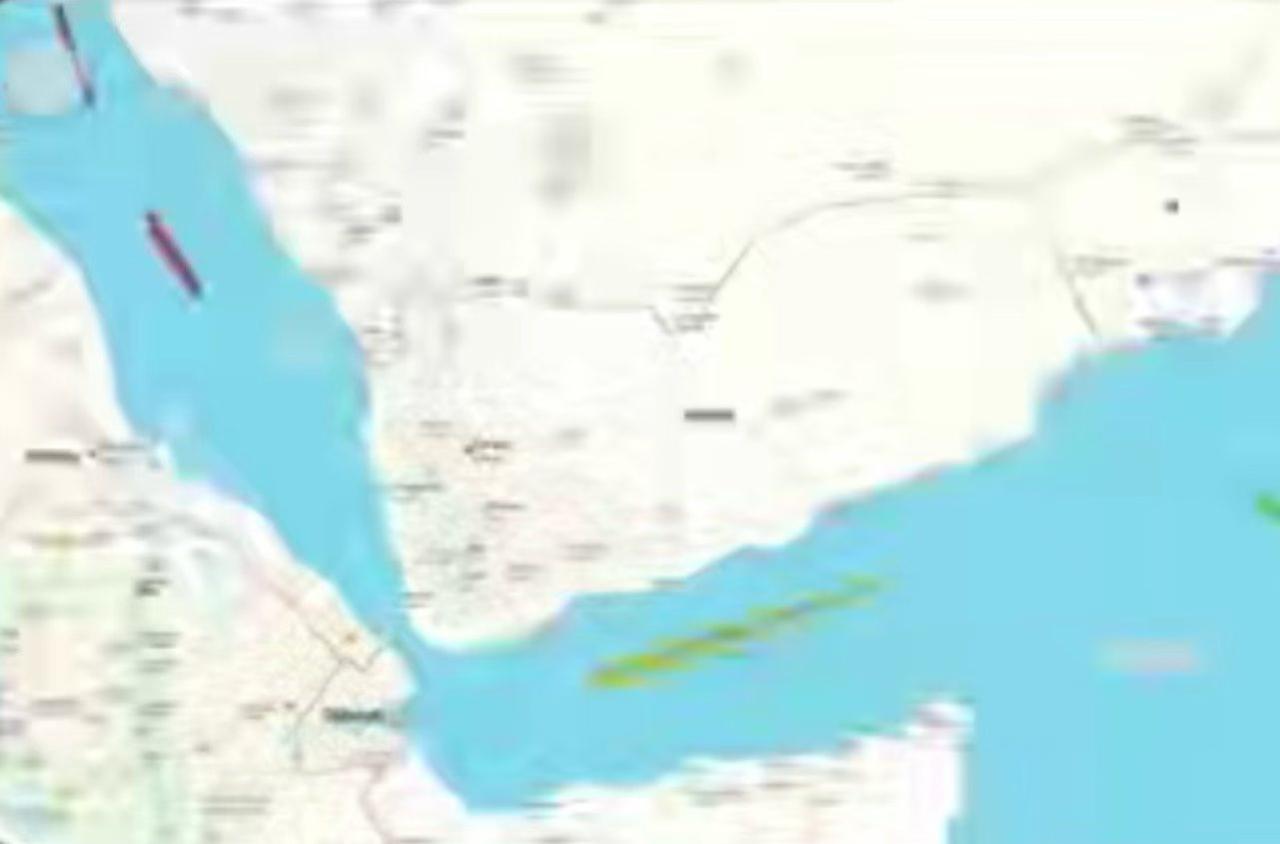 🇾🇪🔥🇸🇦🔴🇮🇳🚢
突发新闻:
至少8艘油轮在胡塞武装
对沙特