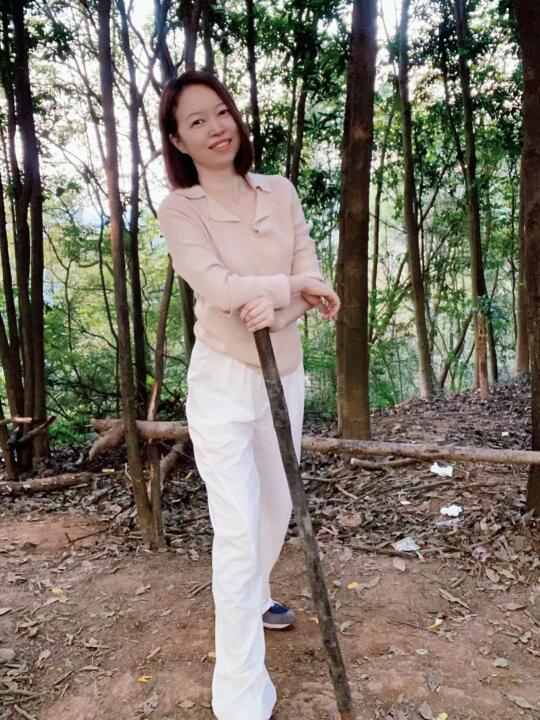 41岁未婚，一事无成，允许自己活得快乐