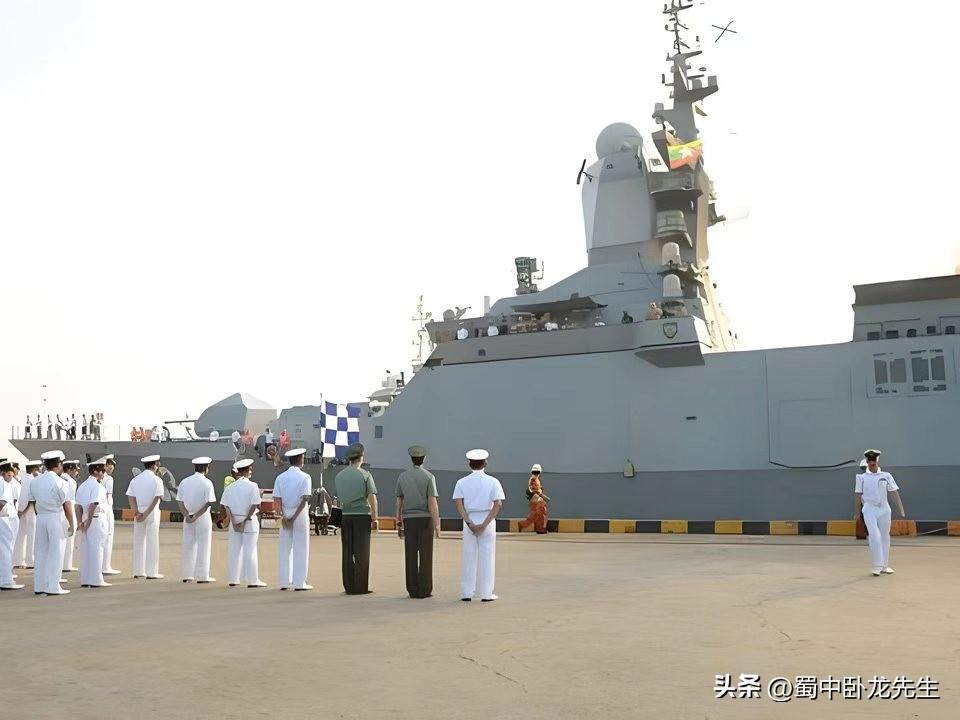 今天传来俄罗斯太平洋舰队3艘军舰编队再次到访缅甸的最新消息。据缅甸媒体2026年