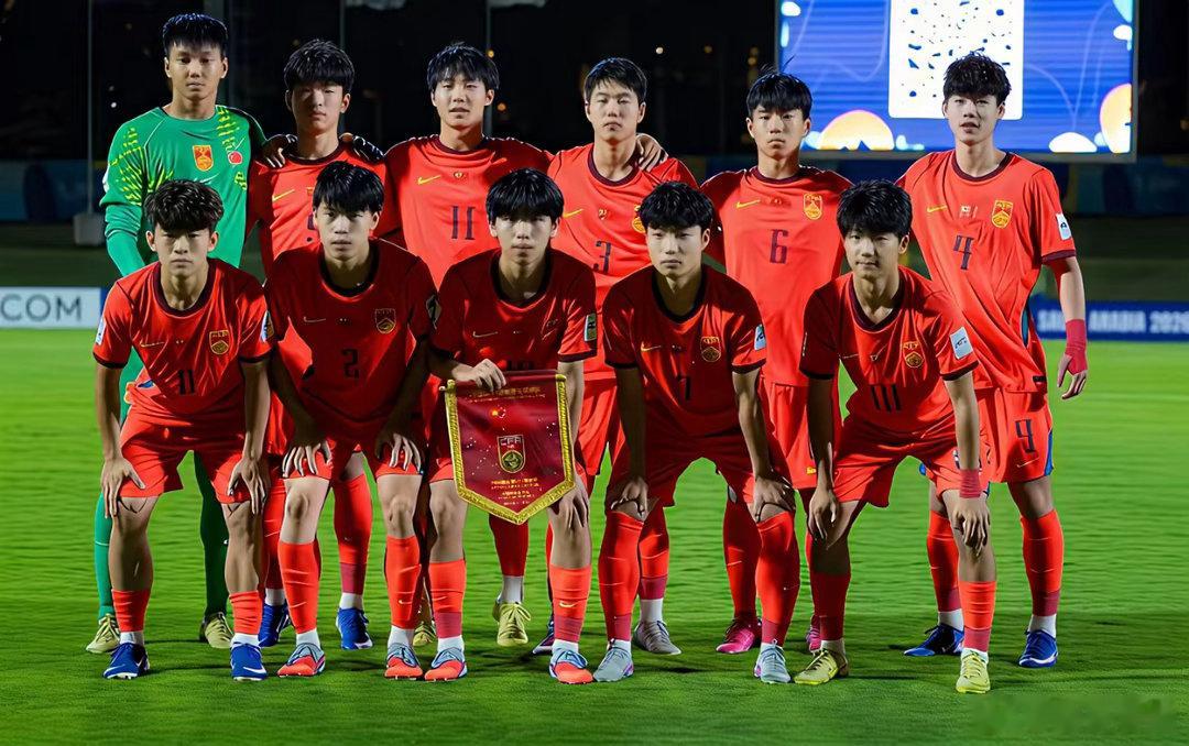 上海明日之星冠军杯赛场接连爆出让人意外的结果，中国U17以及上海U17梯队先后拿