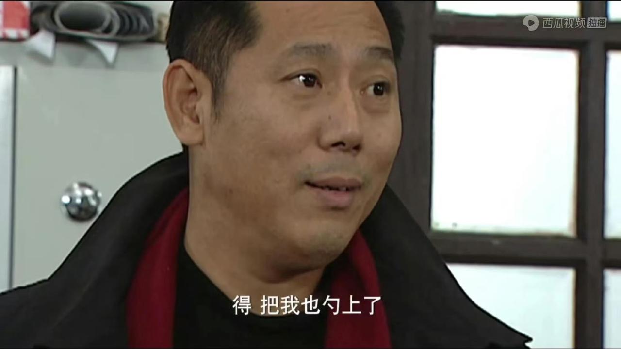 李诚儒回应《重案六组》翻拍：“他们请了我，我没去。”

粉丝说，你演的“大曾”才