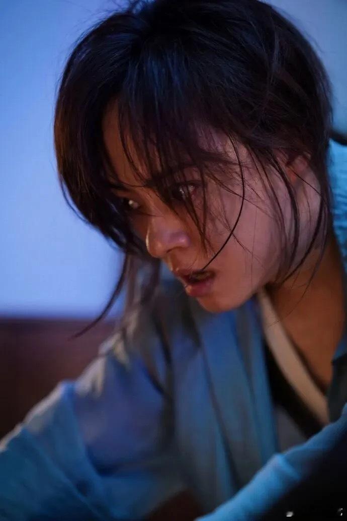 剧集危险关系孙俪 孙俪与导演薛晓路以及编剧团队创作的颜聆曾经是位拥有高学历、个性