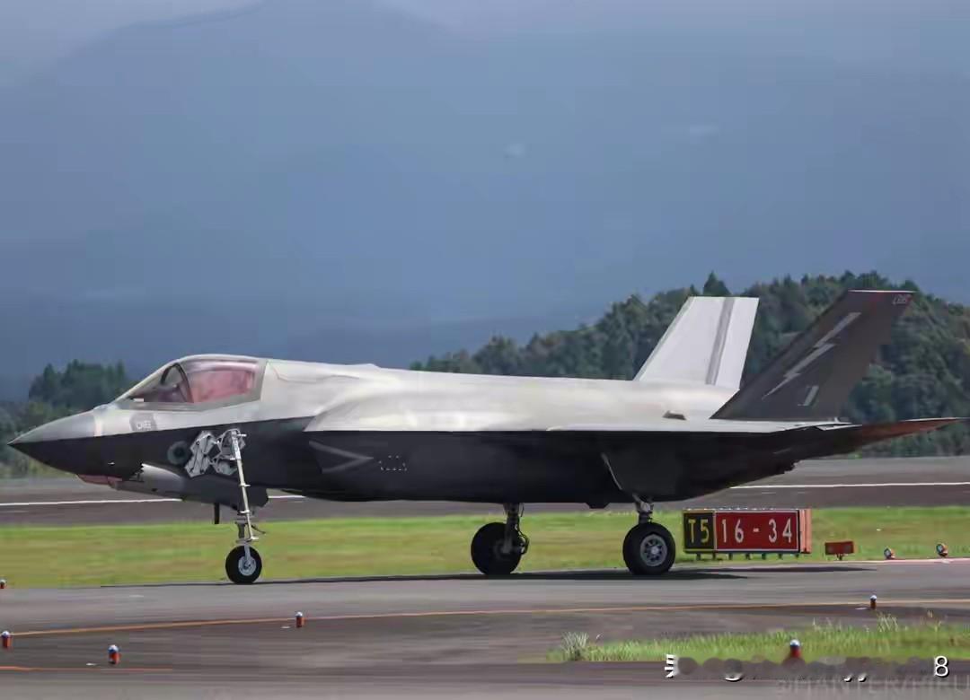 我国电磁航母突破西方技术封锁 不买技术不抄图纸 全靠自主研发
 
这波技术突破获