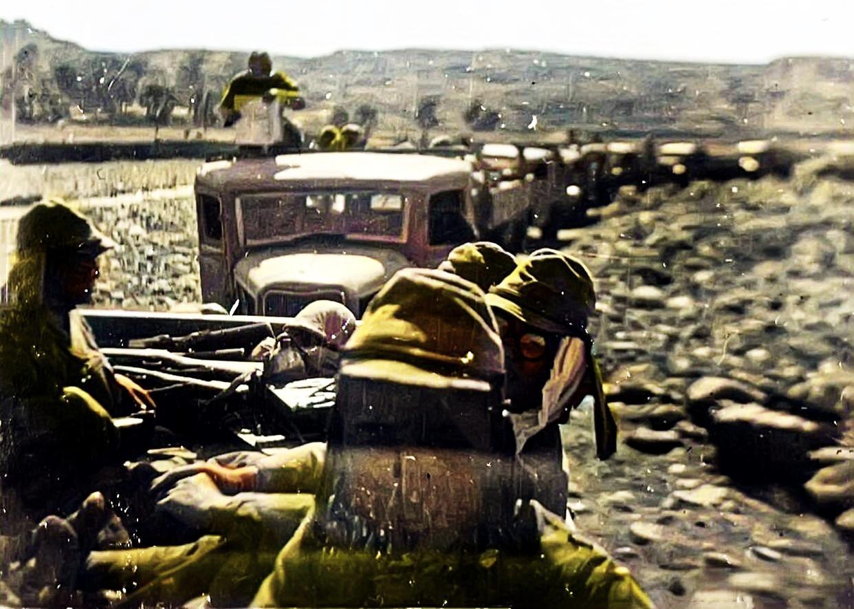 1941年5月7日， 数万日伪军在日本航空兵的掩护下，兵分四路，由东...