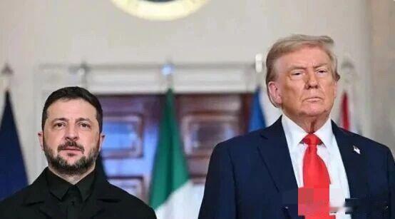 刚刚！
泽连斯基硬刚特朗普
11月21日晚，基辅的夜风吹得总统府阳台的国旗猎猎作