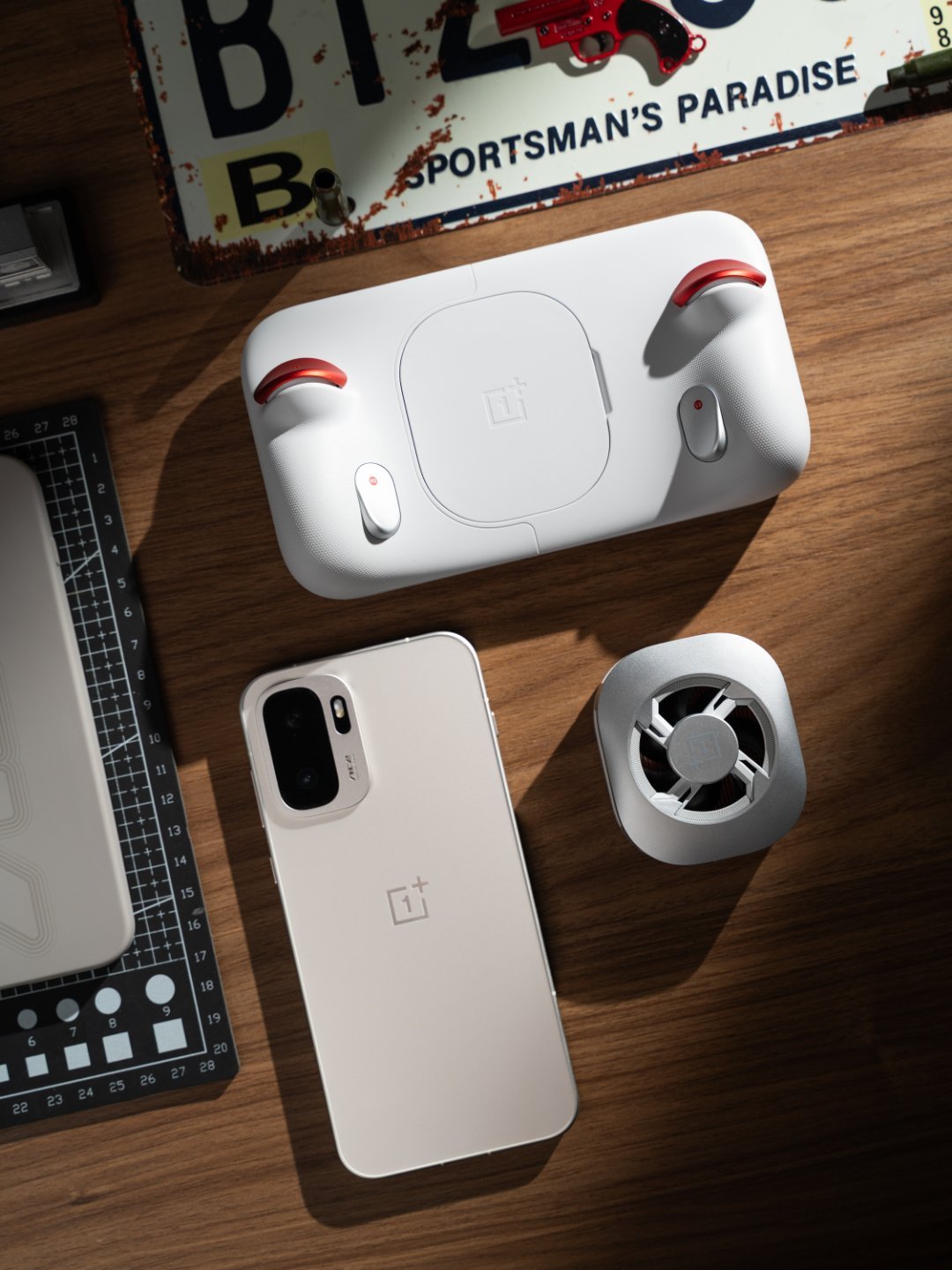 没有意外，昨晚发的又被来去之间了。再发一下。不然不就白拍了。射击游戏，这套各位觉