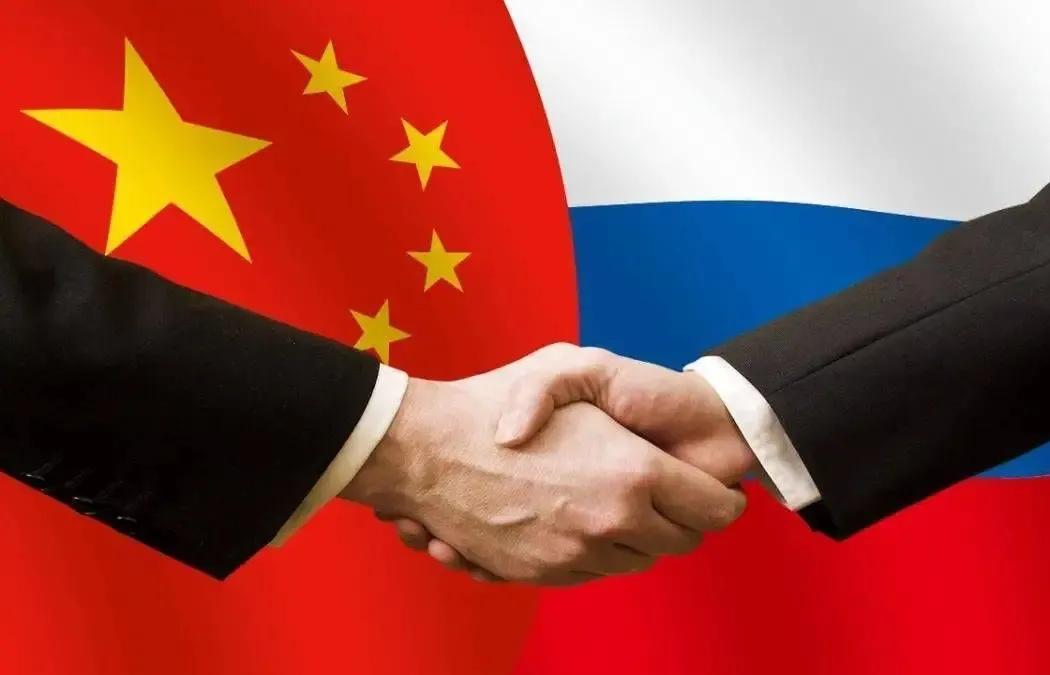 俄乌战争对中国伤害极大！中国与俄罗斯的正常贸易往来，被别有用心之人恶意解读。
 