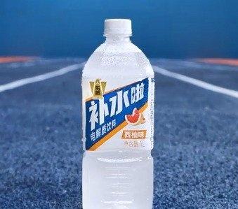 @补水啦 和补水啦一起为石宇奇加油
守在屏幕前把石宇奇的全运会比赛反复看了三遍，