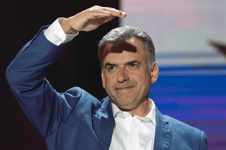 乌拉圭总统奥尔西2月1日开启访华之旅，这次乌拉圭总统率领150代表团访华。
  