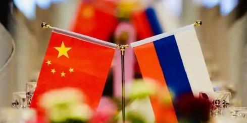 中俄关系最大隐患根本不是俄罗斯转头投靠美国！大家有没有看懂，两国经贸正在走向严重