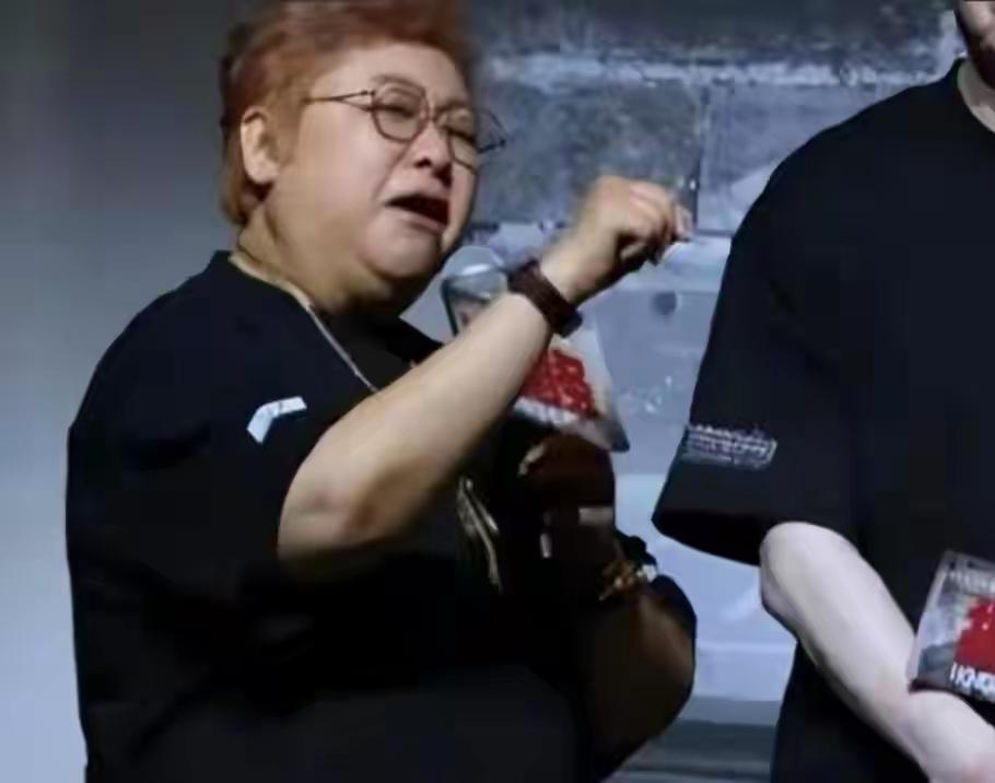 彻底炸锅！千万公益救护车大单翻车！供应商被立案，疑点细思极恐
 
公益底线失守！